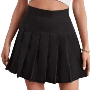 St John Pleated Tennis Skirt